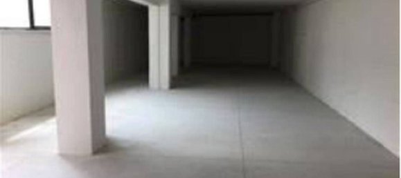 140m² Commercial property in Fossombrone, Italy No. 286598 8