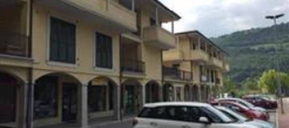 140m² Commercial property in Fossombrone, Italy No. 286598 11