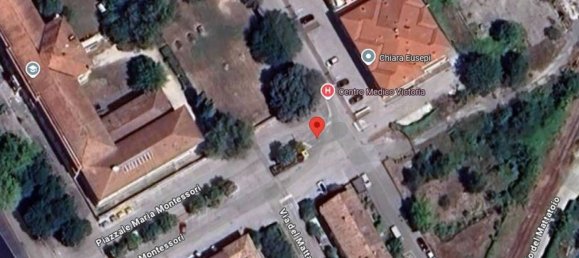 140m² Commercial property in Fossombrone, Italy No. 286598 10