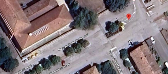 140m² Commercial property in Fossombrone, Italy No. 286598 3