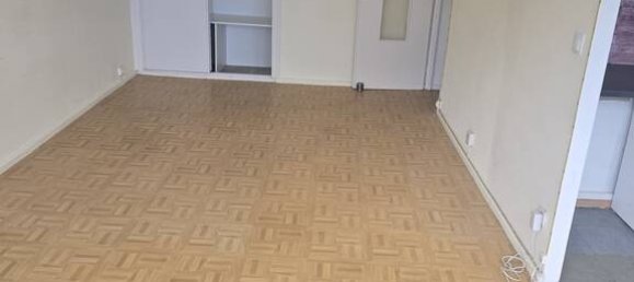 2 bedrooms Apartment in Rhone, France No. 333497 2