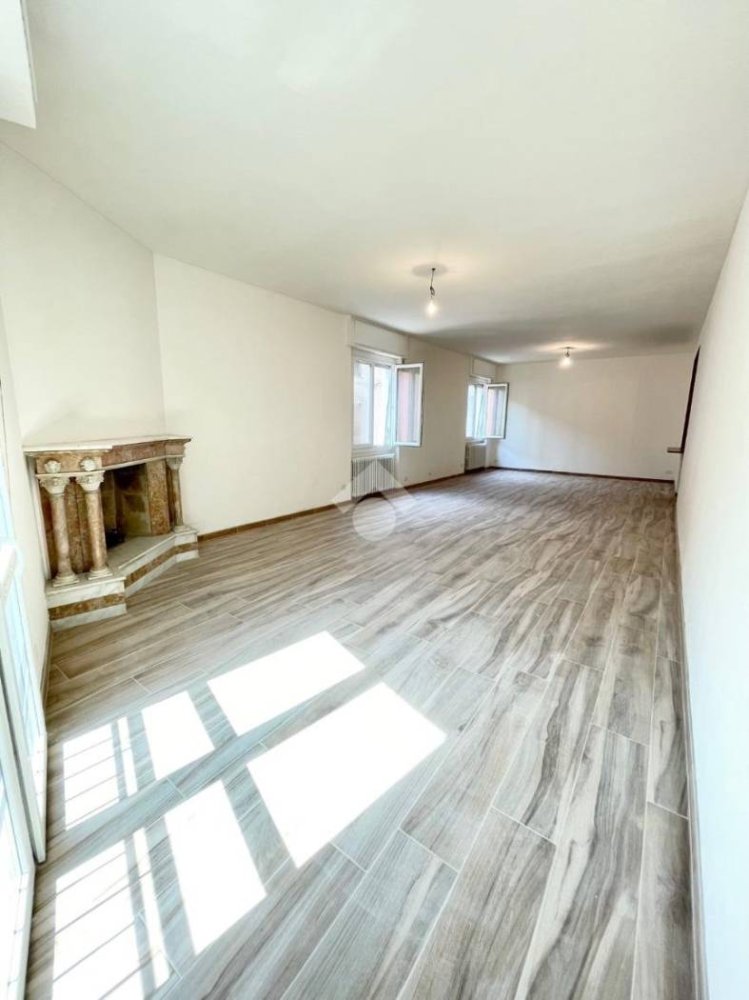 2 Schlafzimmer Wohnung in Mozzate, Italy, Nr. 263812