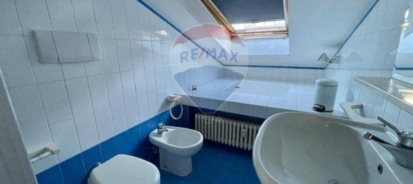 2-salle Appartement à Como, Italy No. 269380 32