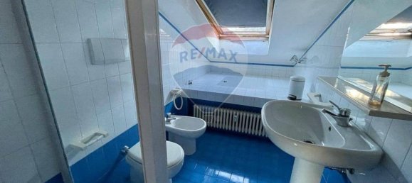 2-salle Appartement à Como, Italy No. 269380 31