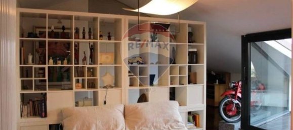 2-salle Appartement à Como, Italy No. 269380 12