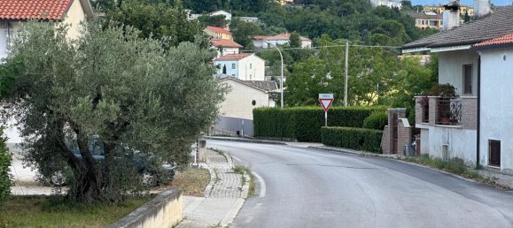 3 chambres Maison à San Valentino in Abruzzo Citeriore, Italy No. 288002 19
