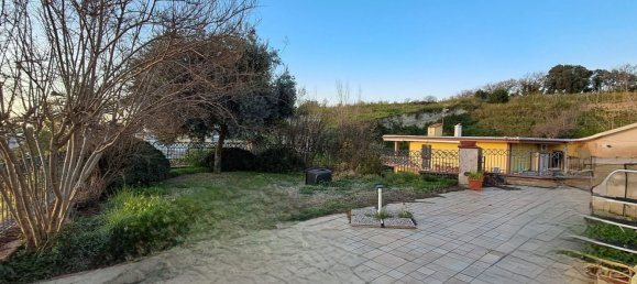 Villa de 4 habitaciónes en Bacoli, Italy No. 78972 6