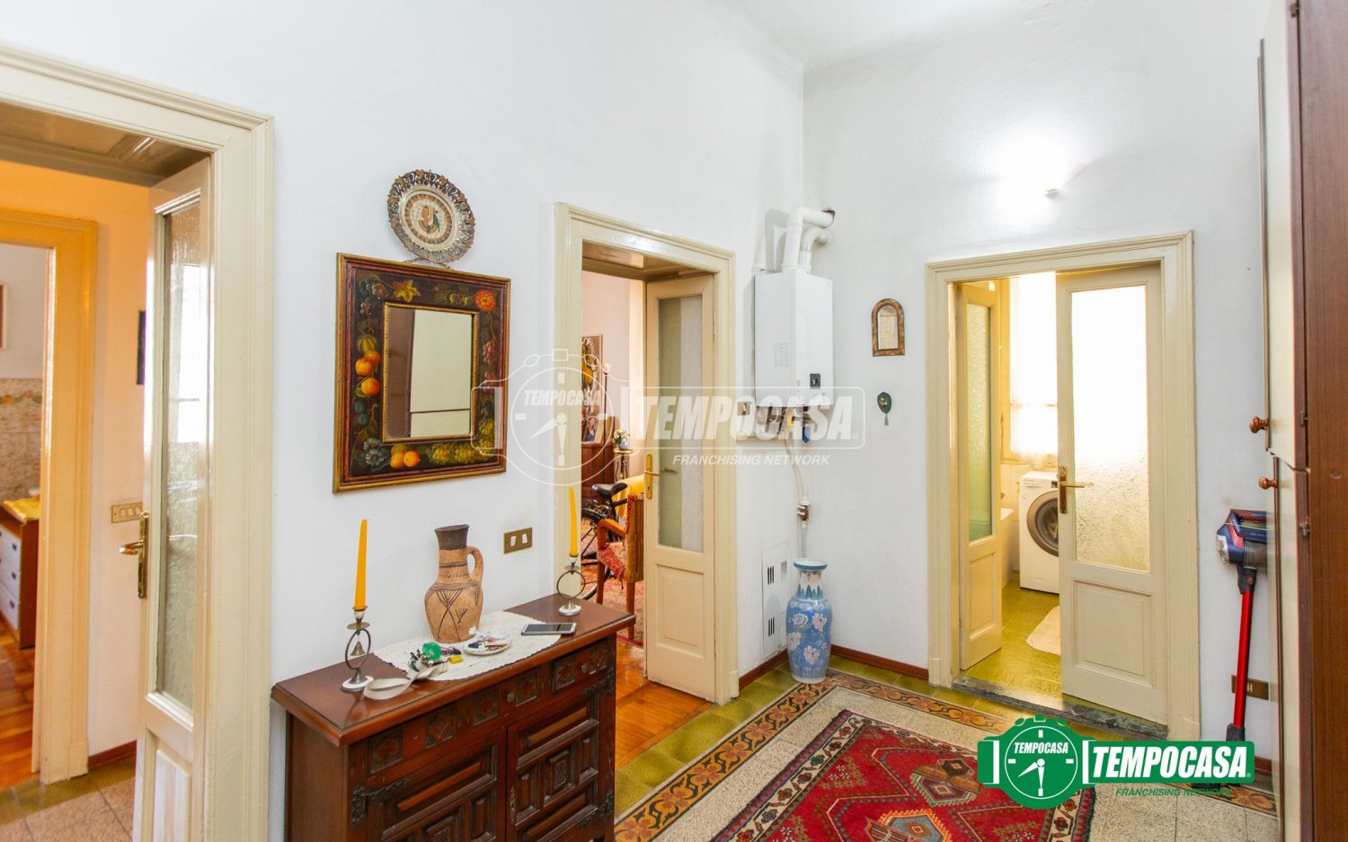 2غرفة شقة في Busto Arsizio, Italy رقم 305178