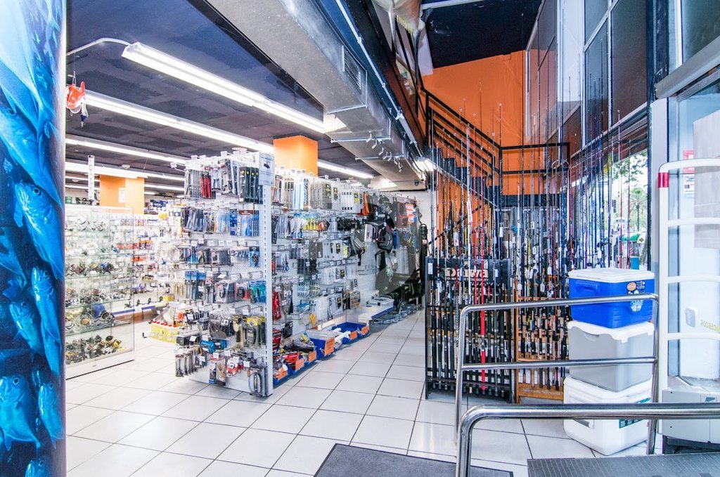 685m² Commercial property in Ciutat Vella, Spain No. 294096