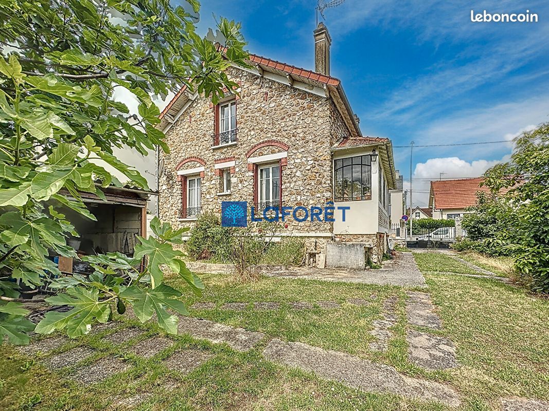 3 chambres Maison à Savigny-sur-Orge, France No. 127632