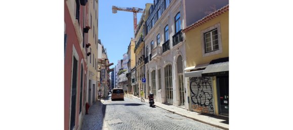 430m² Building in Lisbon, Portugal No. 190219 2