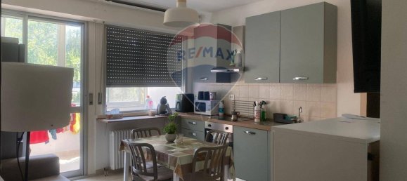 4 bedrooms Apartment in Parma, Italy No. 337995 8