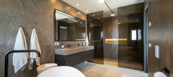 4 bedrooms Townhouse in Marbella, Spain No. 100536 21