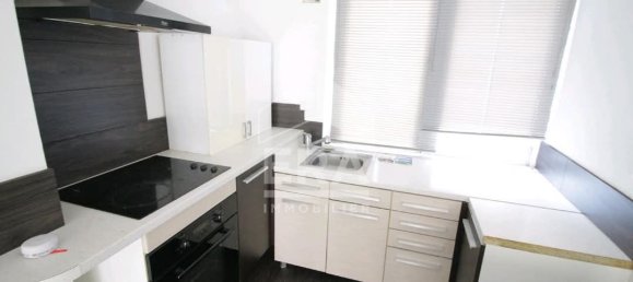 12 rooms Building in Calais, France No. 56442 6