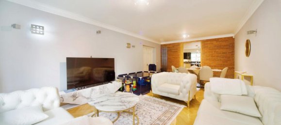 2 bedrooms Apartment in London, United Kingdom No. 11686 3