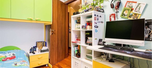 Villa de 7 habitaciónes en Vanzago, Italy No. 260634 21