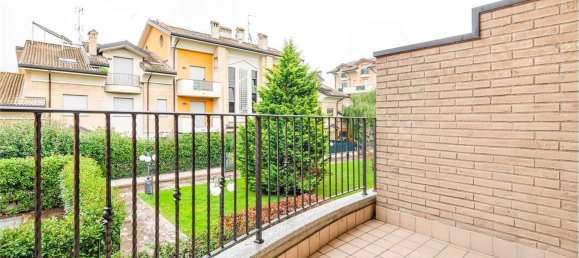 Villa de 7 habitaciónes en Vanzago, Italy No. 260634 30