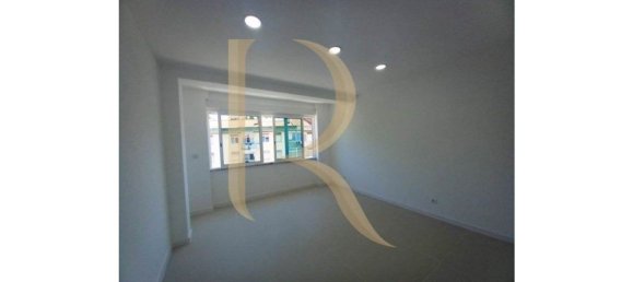 4 bedrooms Apartment in Almada, Portugal No. 87314 19