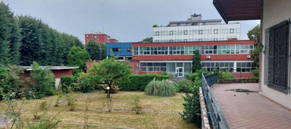 Villa de 3 dormitorios en Cologno Monzese, Italy No. 270880 13