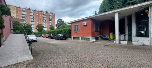 Villa de 3 dormitorios en Cologno Monzese, Italy No. 270880 2