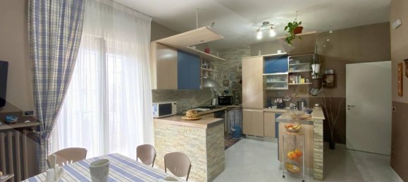 3 bedrooms Apartment in Modugno, Italy No. 20262 3