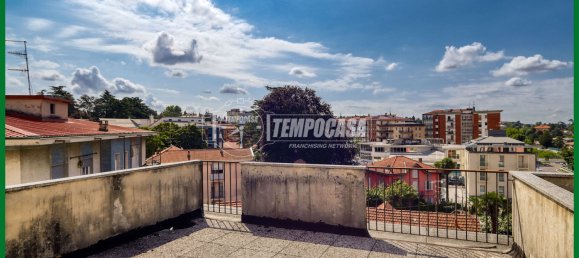 Studio in Varese, Italy No. 298153 6