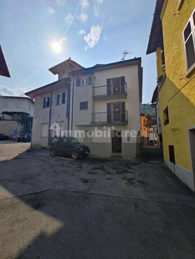 2 Schlafzimmer Haus in Laino, Italy, Nr. 148130