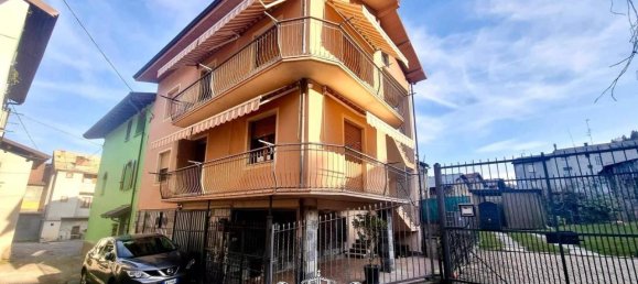 4 rooms Apartment in Robilante, Italy No. 35959 19