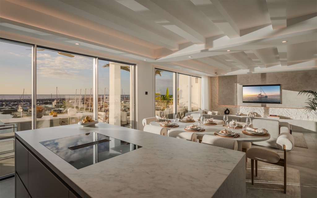 Duplex T4 em Marbella, Spain N.º 46468