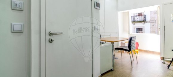 Офис 53м² в Порту, Португалия № 65746 6