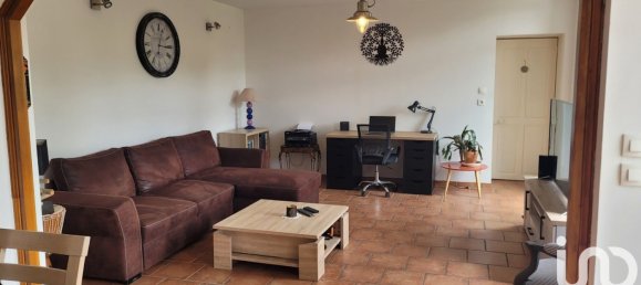 2 bedrooms House in Saint-Pierre-les-Etieux, France No. 266978 3