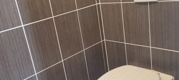 2 bedrooms House in Saint-Pierre-les-Etieux, France No. 266978 11