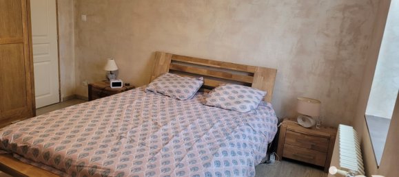 2 bedrooms House in Saint-Pierre-les-Etieux, France No. 266978 15