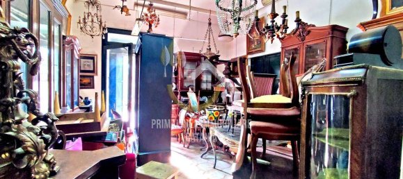 Квартира с 2 спальнями в Катания, Италия № 132995 3