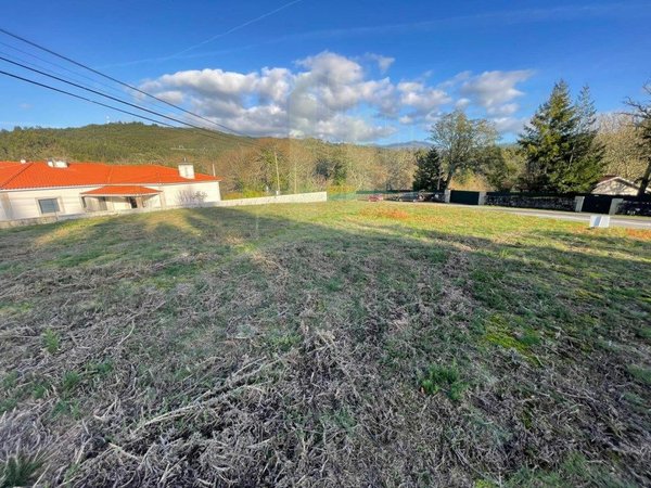 1375m² Land in Viana do Castelo, Portugal No. 50266