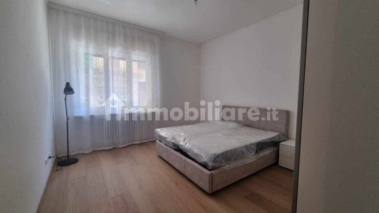 Квартира с 3 спальнями в Триест, Италия № 376545