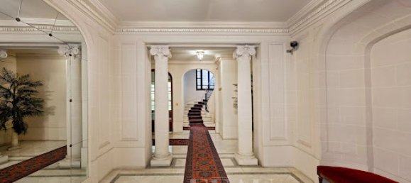 5 bedrooms Apartment in Paris, France No. 168587 27