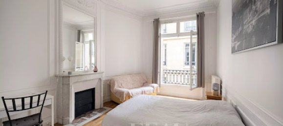 5 bedrooms Apartment in Paris, France No. 168587 23