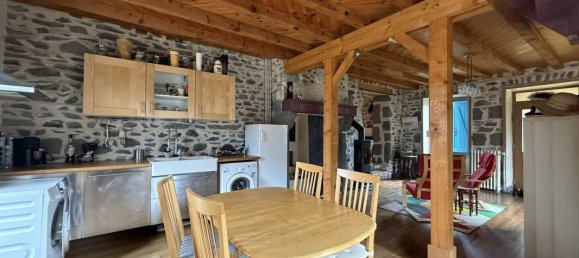 7 غرف نوم منزل في Saint-Bonnet-pres-Orcival, France رقم 64261 21