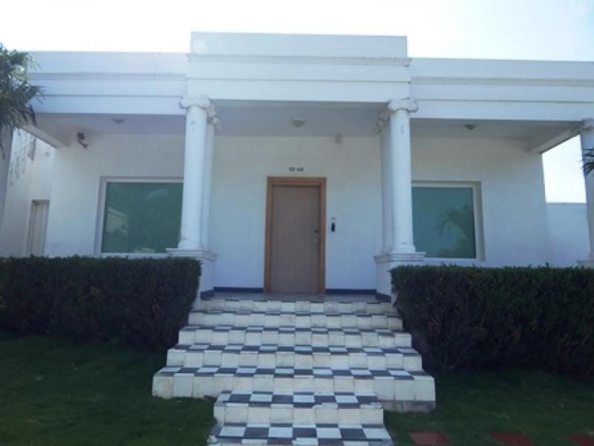 8 bedrooms House in Atlantico, Colombia No. 3214