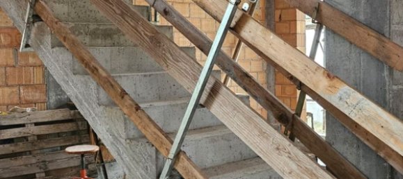 Дом с 5 комнатами в Одерцо, Италия № 194211 9