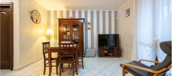 2 bedrooms Villa in Poviglio, Italy No. 289476 15