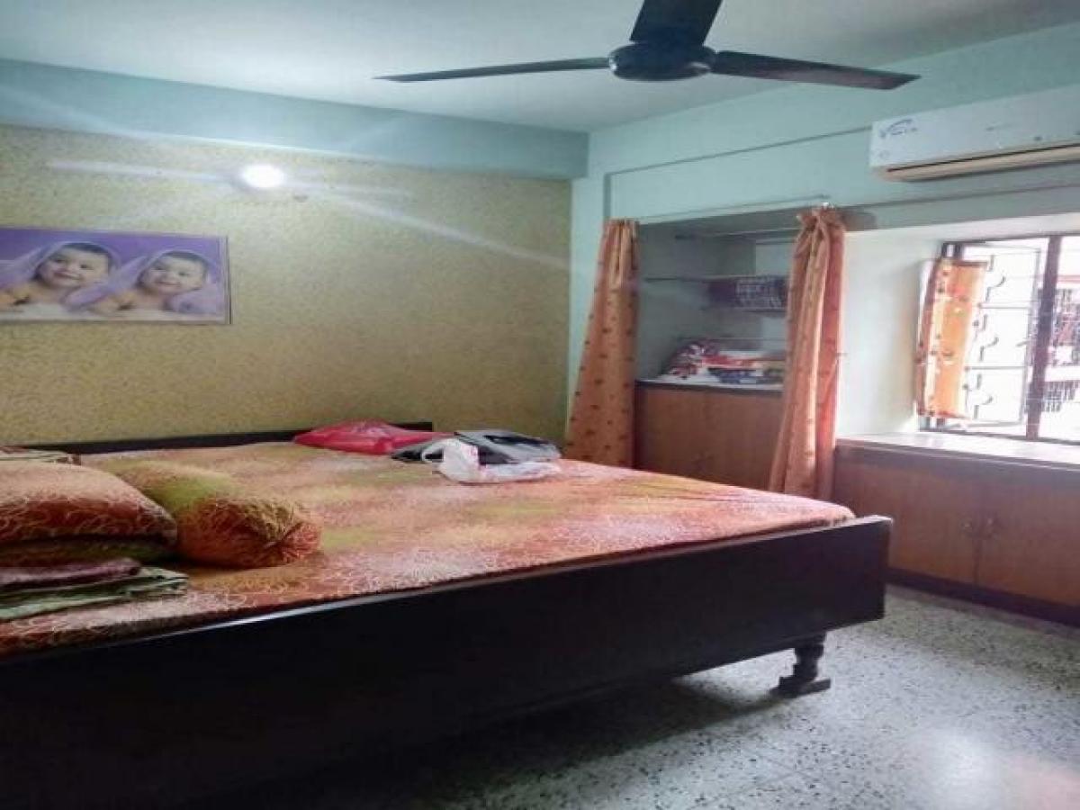 2 bedrooms House in Kolkata, India No. 20799