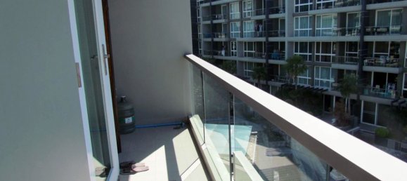 2 bedrooms Condo in Pattaya, Thailand No. 707 2