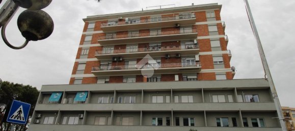 5-salle Appartement à Pomezia, Italy No. 90518 18