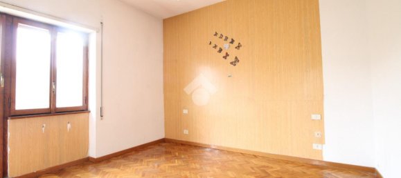 5-salle Appartement à Pomezia, Italy No. 90518 14