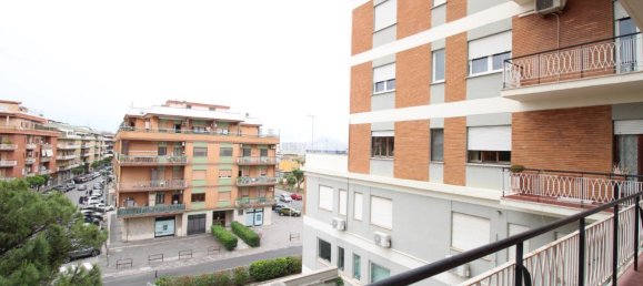 5-salle Appartement à Pomezia, Italy No. 90518 17