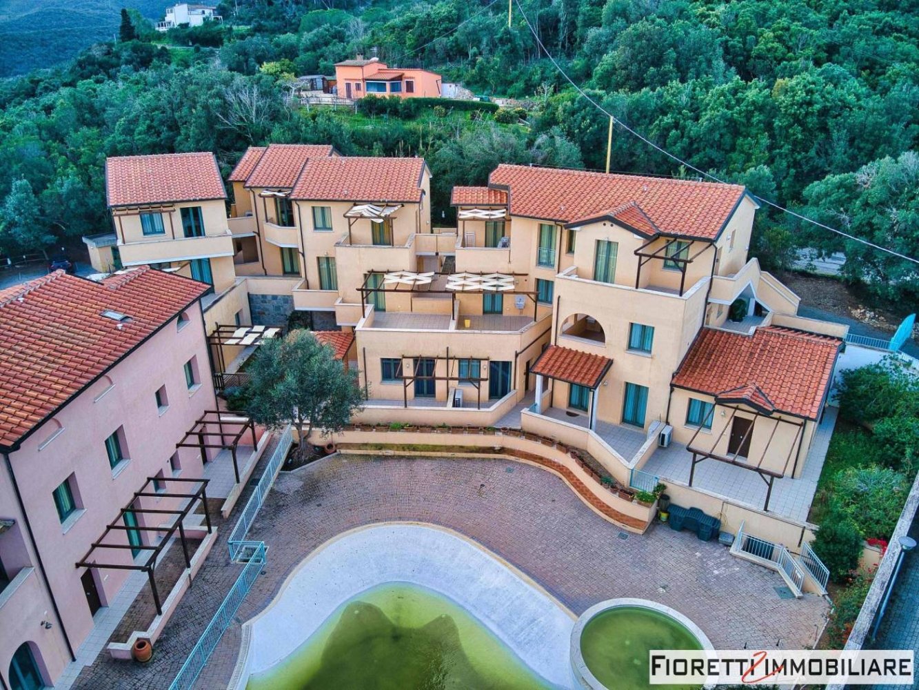 Apartamento de 2 dormitorios en Rio, Italy No. 143178