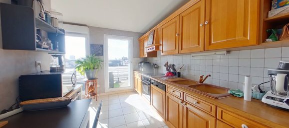 2 bedrooms Apartment in Tours, France No. 241022 4