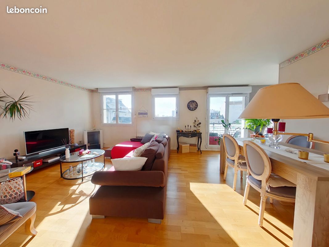 2 bedrooms Apartment in Tours, France No. 241022